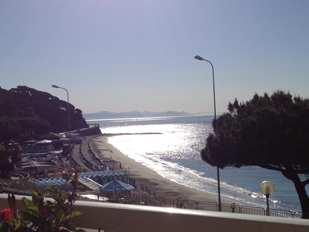 Hotel Marina 첼레리구레 외부 사진